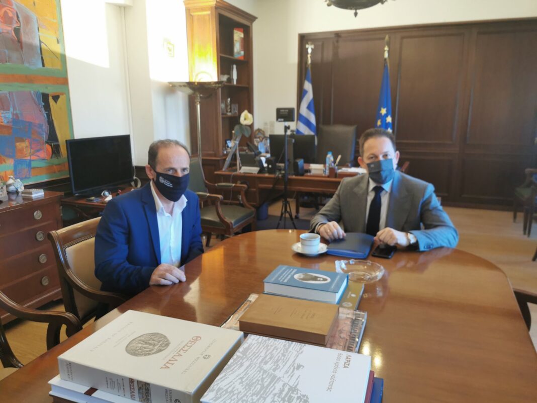 Συνάντηση Ευάγγελου Μπουρνού με Στέλιο Πέτσα