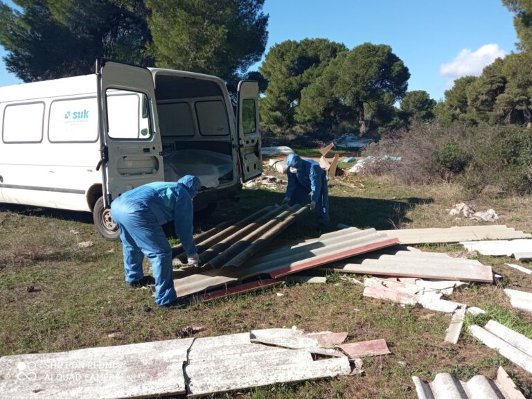 Αποκομιδή υλικών αμιάντου από τον δήμο Ραφήνας-Πικερμίου(φωτο)