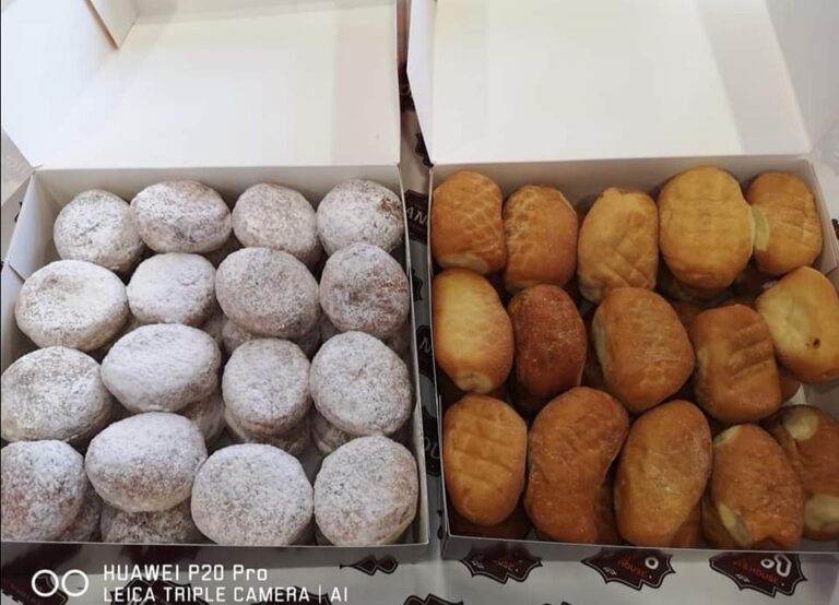 Diamond Cafe Ραφήνας: Φανταστικός καφές, ντονατσάκια και πιροσκάκια!