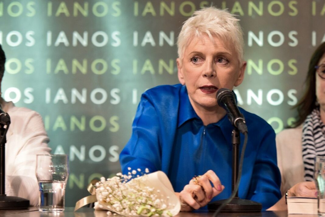 Έλενα Ακρίτα: Παλιά λέγαμε «Όταν ένας άνθρωπος τσακώνεται με τον Κιμούλη έχει δίκιο ο άνθρωπος»