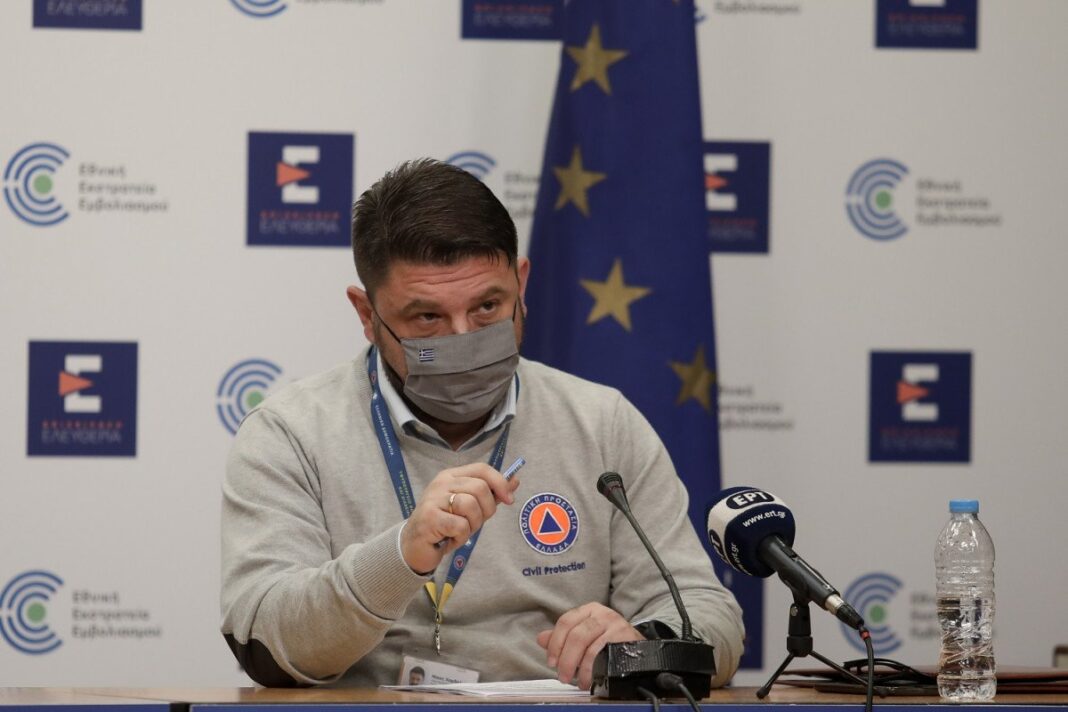 Live η ενημέρωση και οι ανακοινώσεις για καταστήματα και σχολεία