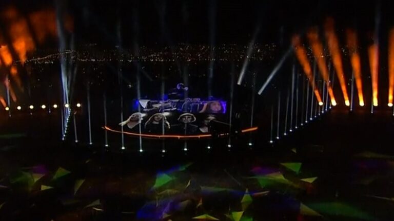 Το φαντασμαγορικό θέαμα του Δήμου Αθηναίων για την υποδοχή του 2021