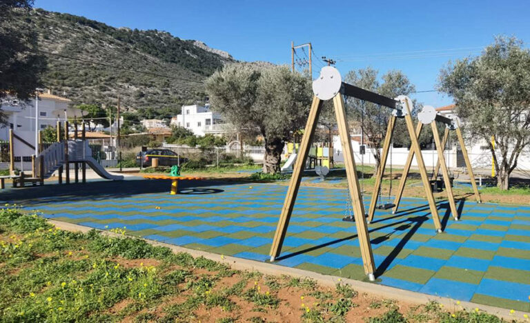 Δήμος Μαραθώνος: Ανακατασκευάζουμε και συντηρούμε τις παιδικές χαρές του Δήμου μας