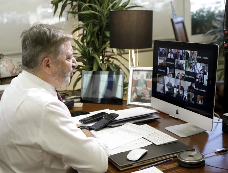 Και ο Ευάγγελος Μπουρνούς στην τηλεδιάσκεψη Δημάρχων Αττικής με τον Περιφερειάρχη Γ.Πατούλη