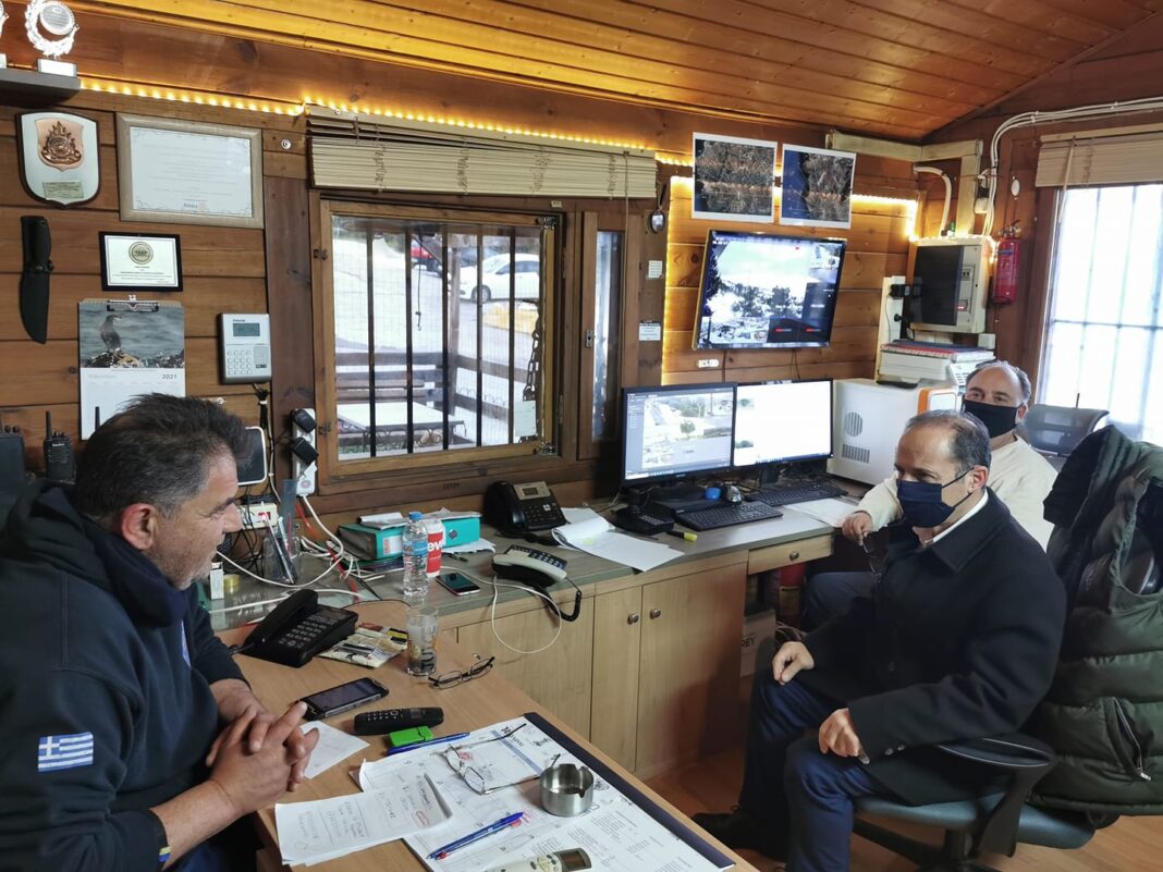 Η Πολιτική Προστασία Ραφήνας-Πικερμίου από τα ξημερώματα στις επάλξεις