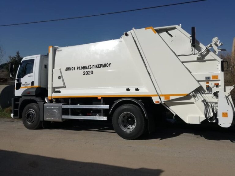 Ο δήμος Ραφήνας-Πικερμίου εκσυγχρονίζεται με νέα απορριμματοφόρα