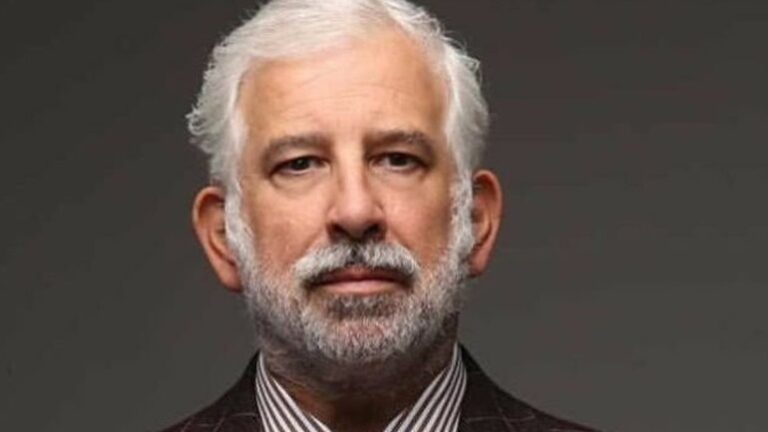 Τρεις καταγγελίες για τον Πέτρο Φιλιππίδη από Παπαχαραλάμπους, Αναστασοπούλου και Δροσάκη