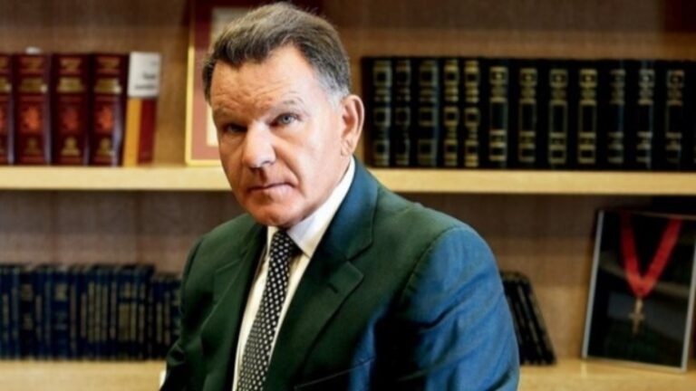 Ο Αλέξης Κούγιας αναλαμβάνει την υπεράσπισή του Δημήτρη Λιγνάδη