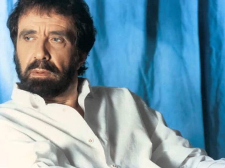 Πέθανε ο σπουδαίος τραγουδιστής Αντώνης Καλογιάννης