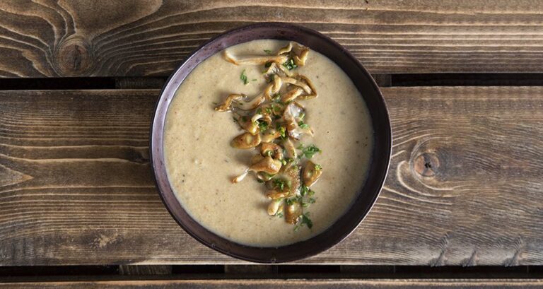 Η συνταγή της ημέρας: Μανιταρόσουπα με κανθαρέλες