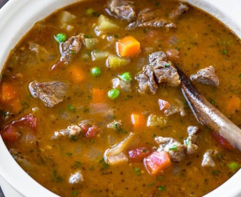 Χειμωνιάτικη κρεατόσουπα ιδανική για το κρύο σήμερα στην ΚΑΤΣΑΡΟΛΑ!