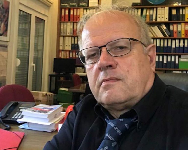 Τσελέντης: Ραδιοερασιτέχνες στην Ελασσόνα έπιαναν παρεμβολές πριν το σεισμό (βίντεο)