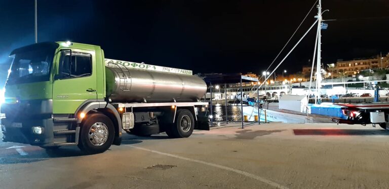 Η Υδροφόρα “Γιώργος” και στο λιμάνι της Ραφήνας!