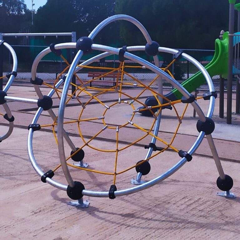 Δήμος Ραφήνας Πικερμίου: Ολοκληρώνεται η νέα παιδική χαρά στην Καλλιτεχνούπολη