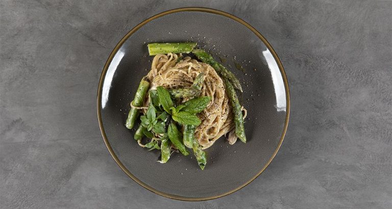 Η συνταγή της ημέρας: Healthy μακαρονάδα με σπαράγγια(high protein)