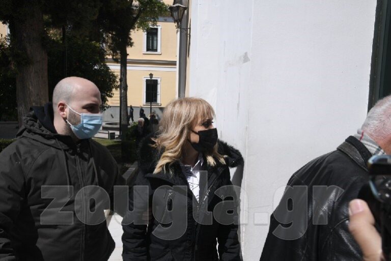 Τέτα Καμπουρέλη: Καταθέτει στον ανακριτή για το ριφιφί στις θυρίδες
