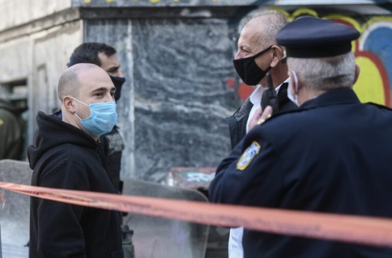 Θετικός στον κορονοϊό ο Κωνσταντίνος Μπογδάνος: Βρίσκεται σε καραντίνα