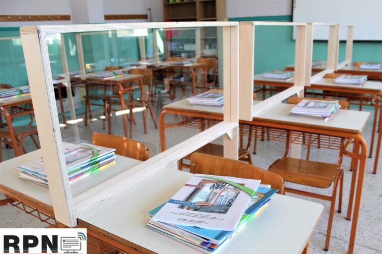 Πως θα γίνει η επιστροφή των μαθητών στα σχολεία με υποχρεωτικά self test