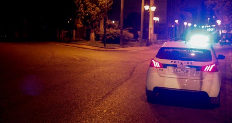 Συναγερμός στην ΕΛ.ΑΣ. με πυροβολισμούς εναντίον αστυνομικών στη Νέα Ερυθραία