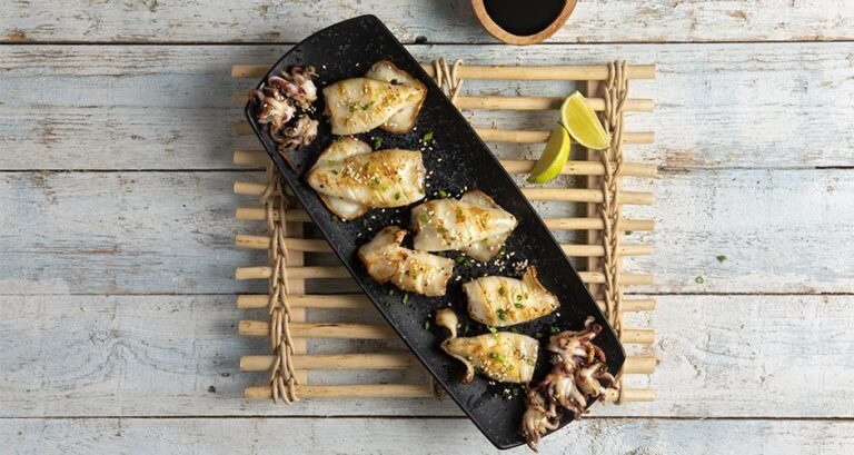 Η συνταγή της ημέρας: Καλαμάρια με σάλτσα τεριγιάκι