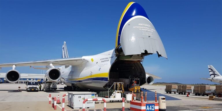 Με αεροσκάφος Antonov στο ”Ελευθέριος Βενιζέλος” στα Σπάτα 2,5 εκατ. τεστ(φωτο)