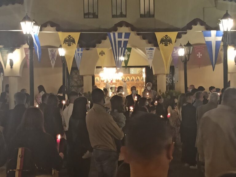 Ανέστη ο Κύριος στην Ανάληψη Διασταύρωσης Ραφήνας (φωτο-βίντεο)