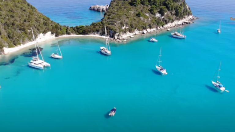 Το απέραντο γαλάζιο των εξωτικών Παξών(βίντεο από drone)