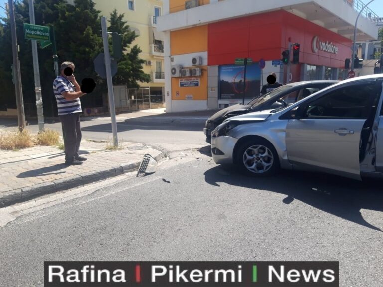 Τροχαίο ατύχημα στην Παλλήνη(φωτο)