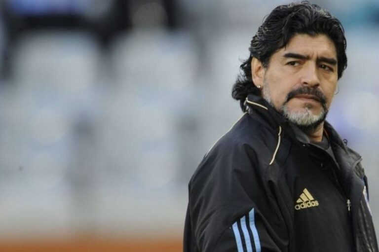 Ντιέγκο Μαραντόνα: Επτά κατηγορούνται για ανθρωποκτονία