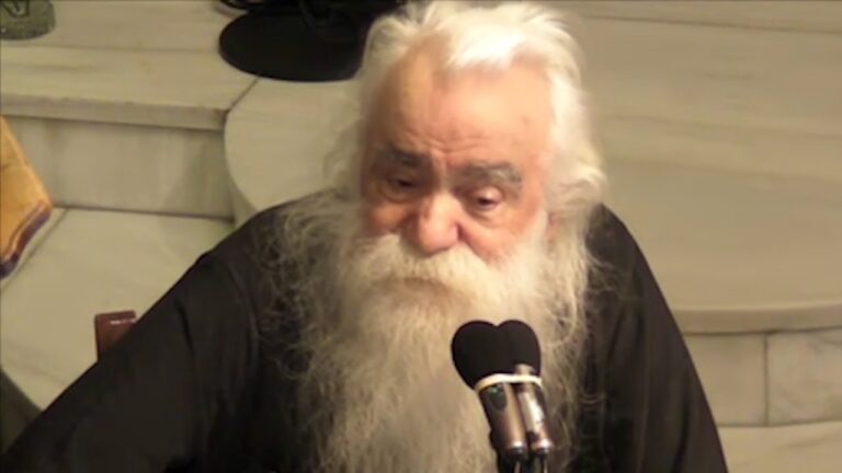 Εκοιμήθη ο π. Ανανίας Κουστένης- νικήθηκε από τον κορονοϊό