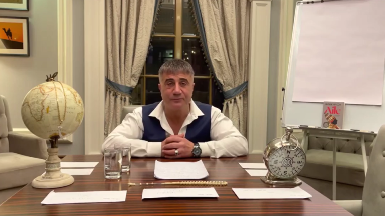 Ο αρχιμαφιόζος ”ξαναχτύπησε” στην Τουρκία(βίντεο)