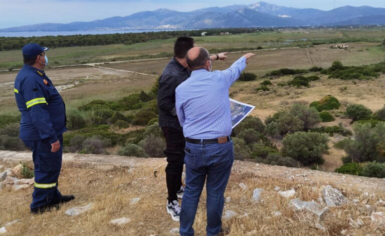 Συμμετοχή Δημάρχου Μαραθώνος Στέργιου Τσίρκα στην σύσκεψη στο Κέντρο Επιχειρήσεων ΠΠ και αυτοψία στο πευκοδάσος του Σχινιά από τον Αναπληρωτή Υπουργό Εσωτερικών Στέλιο Πέτσα