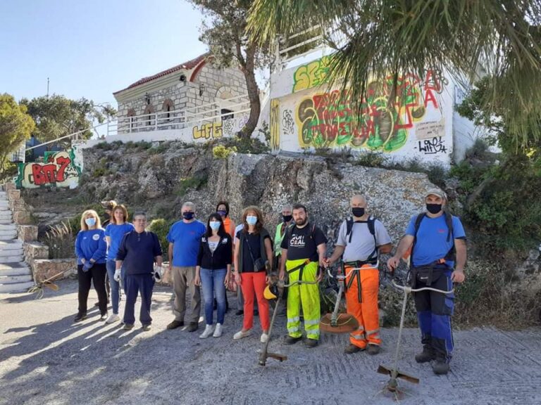 Καθαρισμός του λόφου Προφήτη Ηλία Νέας Πεντέλης από εθελοντές και τον ΣΠΑΠ(φωτο)