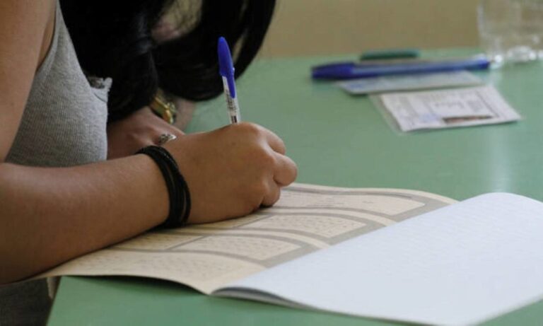 ΕΚΤΑΚΤΟ! Πανελλήνιες 2021: Ανακοινώθηκε το πρόγραμμα των εξετάσεων (Πίνακες)