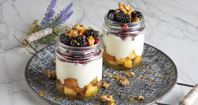 Η συνταγή της ημέρας: Trifle με τσουρέκι