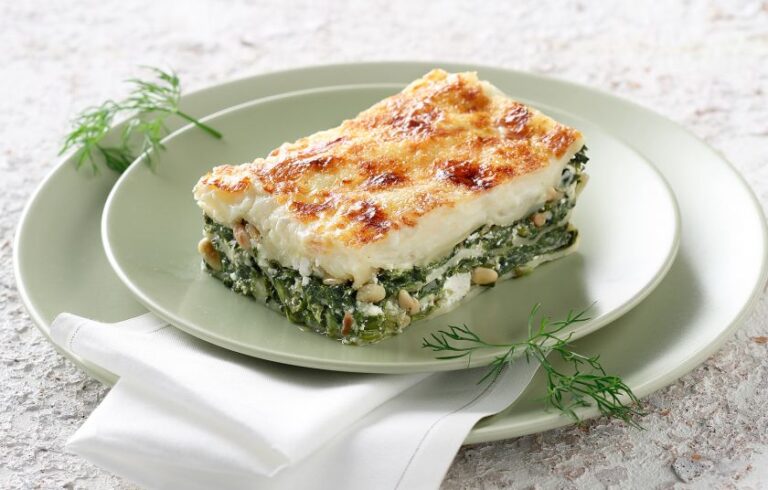 Λαζάνια με σπανάκι και μοσχάρι γιουβέτσι την Παρασκευή στην ΚΑΤΣΑΡΟΛΑ!