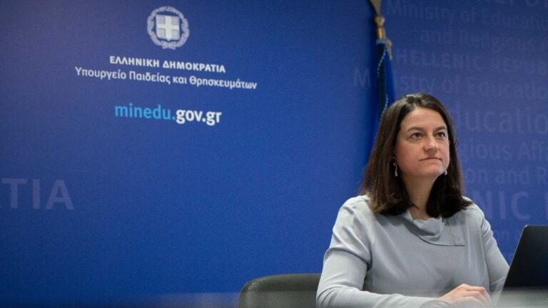 Κατεπείγουσα αγωγή της Κεραμέως κατά της 24ωρης απεργίας της ΑΔΕΔΥ