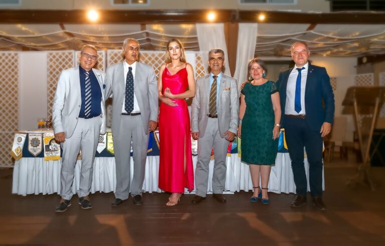 Aλλαγή ηγεσίας του Ροταριανού Ομίλου Μαραθώνα- Νέας Μάκρης(φωτο)