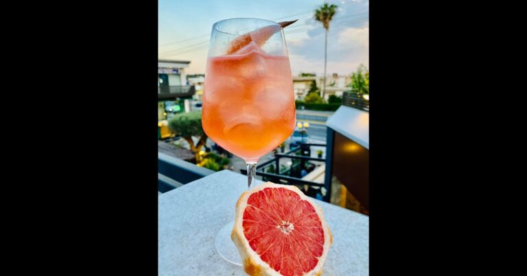 Πικέρμι: Τα πιο δροσερά cocktails στην πόρτα σου με ένα τηλεφώνημα στο Bianco Bistro!