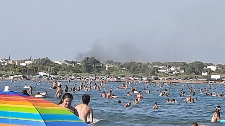 Φωτιά τώρα στον Άγιο Νικόλαο Αρτέμιδας- καίγεται υπόγειο σπιτιού(φωτο-βίντεο)