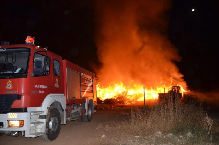 Προσήχθη 40χρονος στα γραφεία της Κρατικής Ασφάλειας για την φωτιά στην Β.Α Αττική(βίντεο)