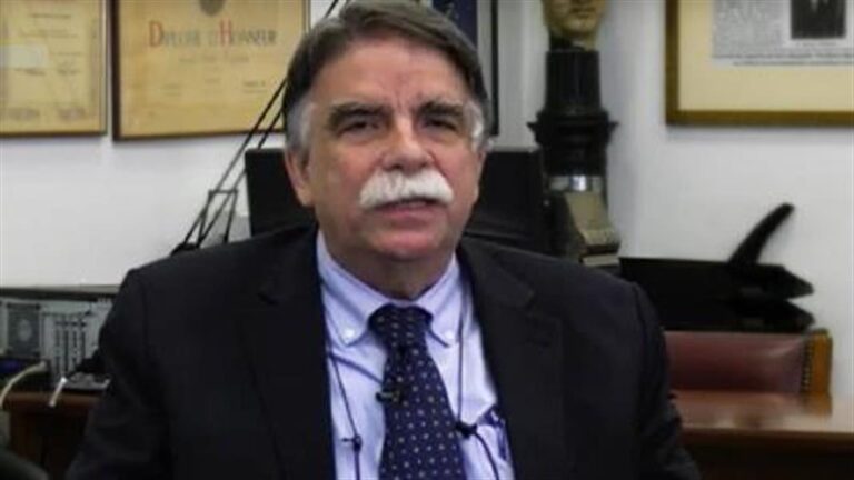 Βατόπουλος: Ο ιός ήρθε για να μείνει – Θα φοράμε αρκετά χρόνια μάσκα και θα έχουμε μέτρα