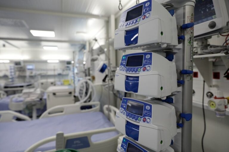 Πάτρα: Σήμερα θα προσπαθήσουν οι γιατροί να ξυπνήσουν τον διασωληνωμένο 6χρονο – Ποια είναι τα επόμενα βήματα