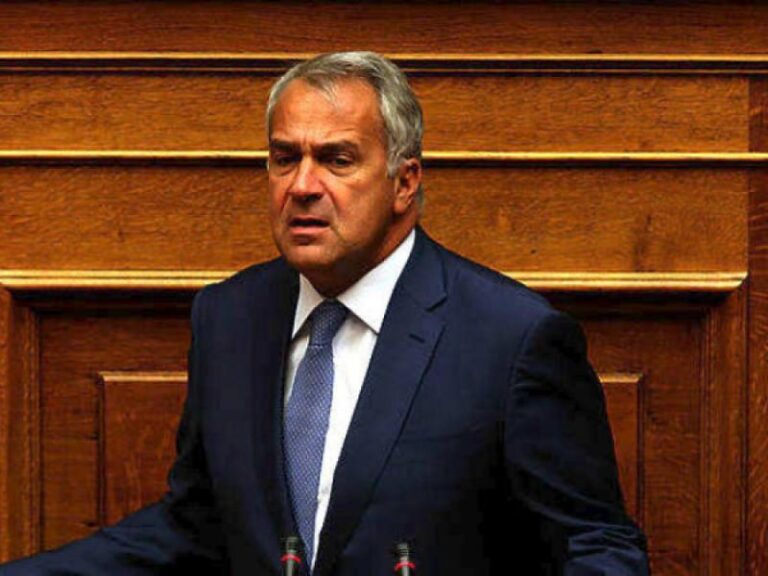 Βορίδης: Πρόστιμο 300 ευρώ την εβδομάδα στους δημοσίους υπαλλήλους που αρνούνται εμβολιασμό ή τεστ