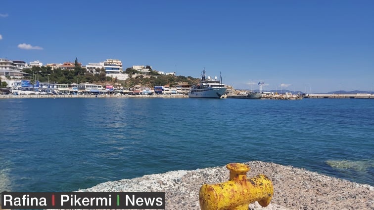 Δεμένα στα λιμάνια τα πλοία το Σάββατο – 24ωρη απεργία για τα τρία χρόνια από τα Τέμπη