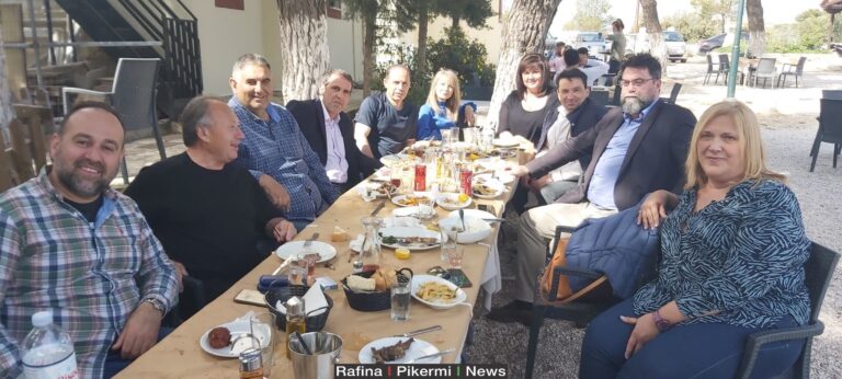 Ιστορία γράφουν οι ωραίες παρέες στη Ραφήνα(φωτο-βίντεο)