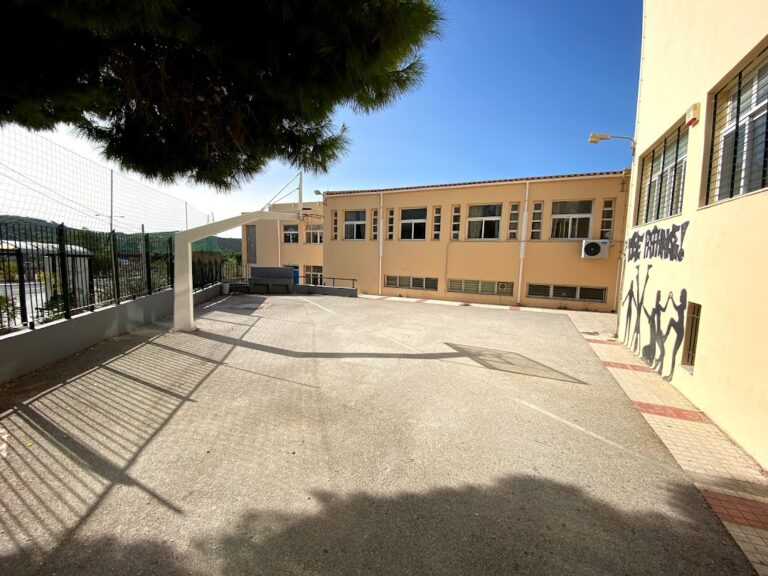 Οι επιτυχόντες στα Πανεπιστήμια από το ΕΠΑΛ Ραφήνας