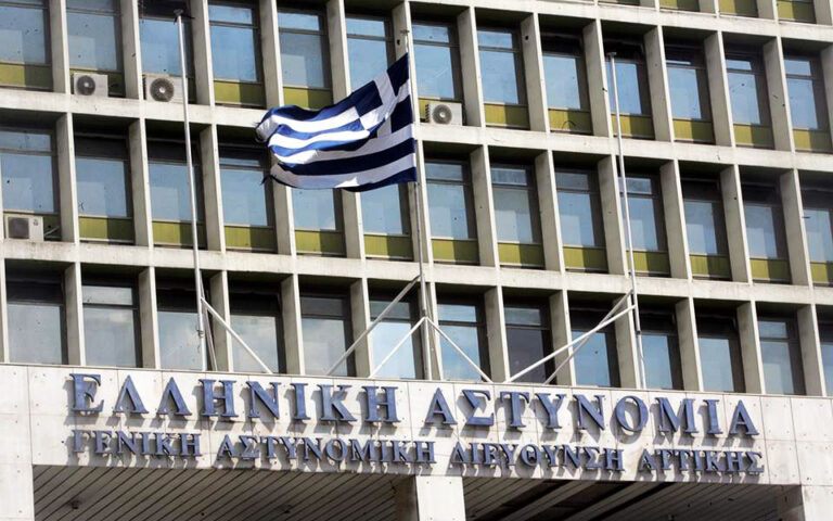 Κολωνός: Ένταλμα σύλληψης για τη μητέρα της 12χρονης