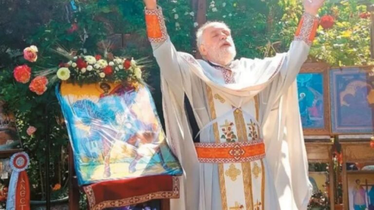 Άγιοι Ισίδωροι: Έληξε το τελεσίγραφο για τον “θαυματοποιό” ιερέα