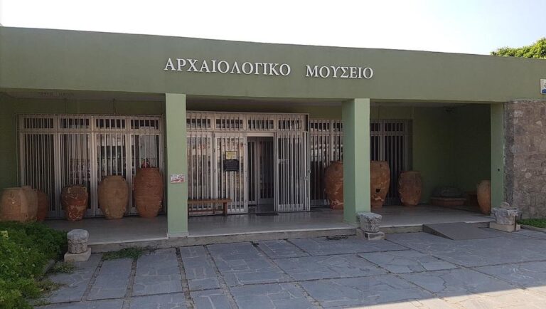Κρήτη: Τουρίστες εγκλωβίστηκαν στο Αρχαιολογικό Μουσείο Σητείας